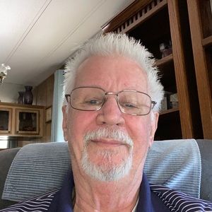 Meet your Posher, Dennis